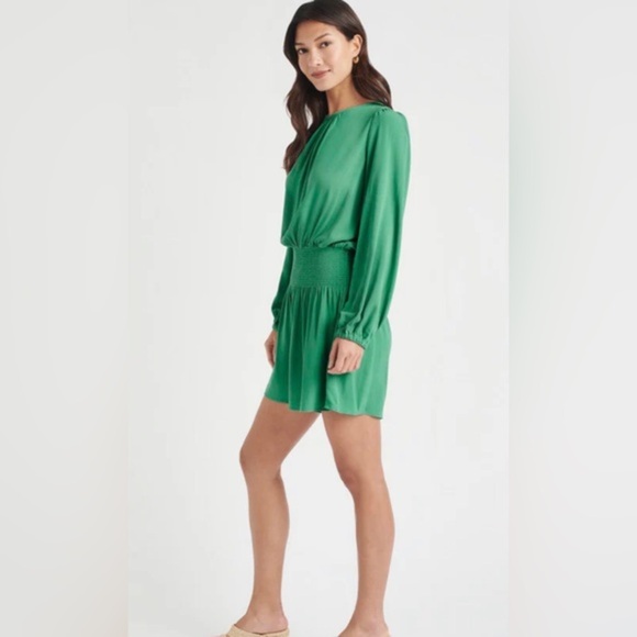 Splendid x Cella Jane Smock Waist blue white multi Romper size large brand new - Picture 11 of 12